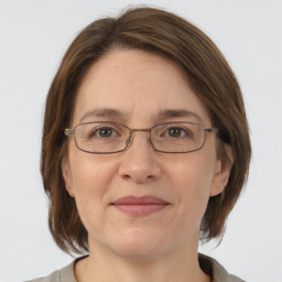 Полина Романова