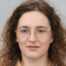 Эмилия Стрелкова
